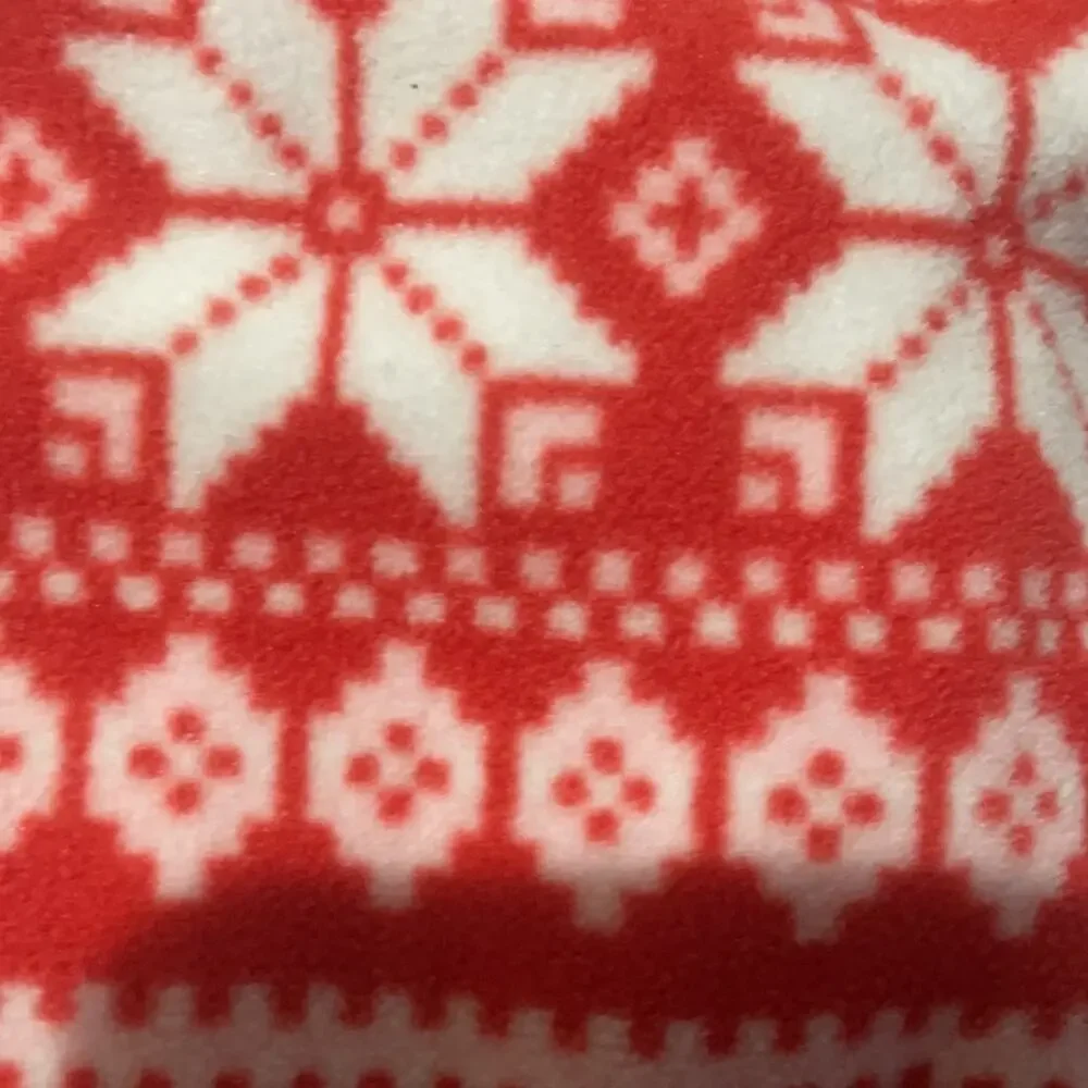 Carters 4t Christmas red white pj’s worn once